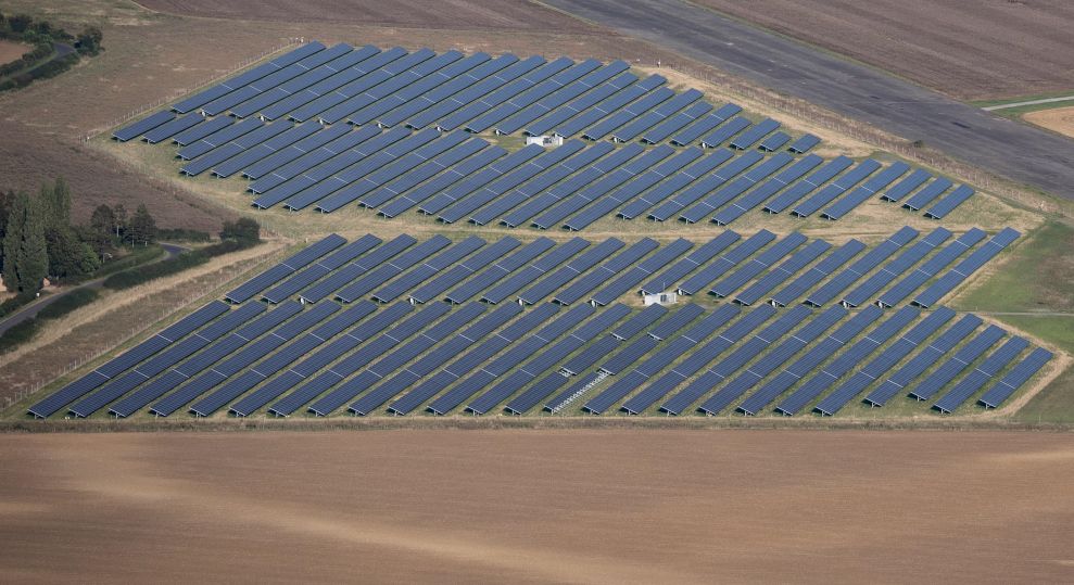 solar-farm-6619505.jpg